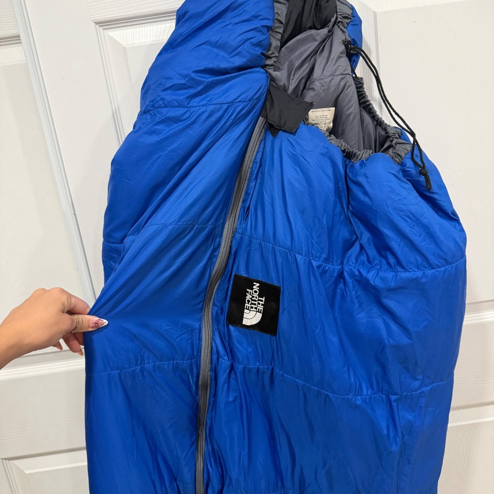 The North Face Cat's Meow Blue Sleeping Bag Regular RH Zip Vintage